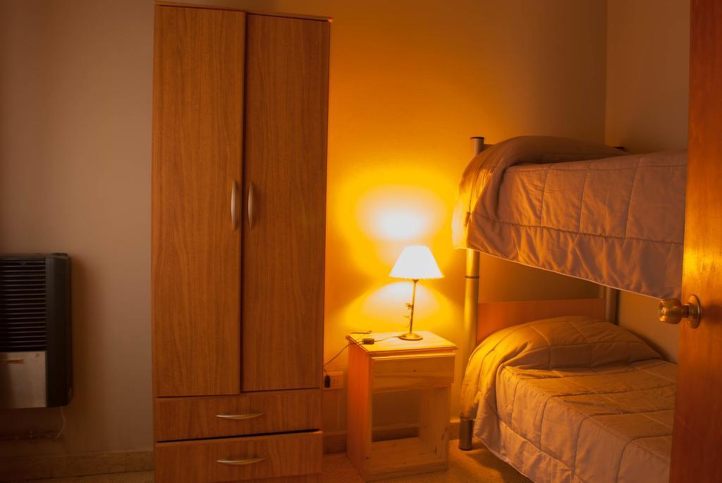 Loica Hostel Пуэрто-Мадрин Экстерьер фото