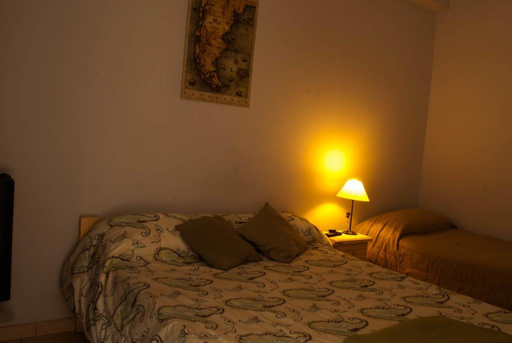 Loica Hostel Пуэрто-Мадрин Экстерьер фото
